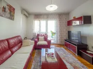 Izdavanje, dvosoban stan, 60m², Preko Morače, Podgorica - image 1