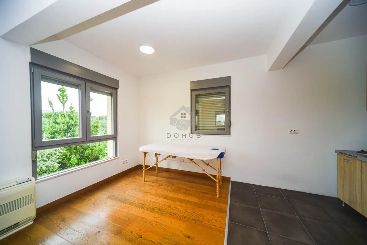 Izdavanje, trosoban stan, 77m², Zabjelo, Podgorica