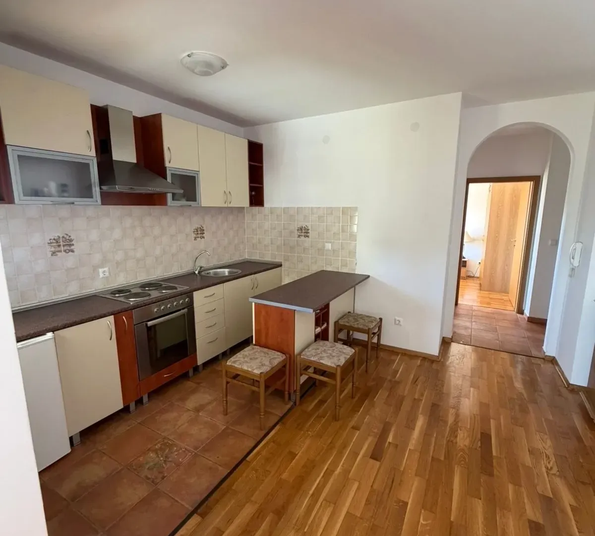 Sale, one bedroom apartment, 48m², Petrovac, Budva