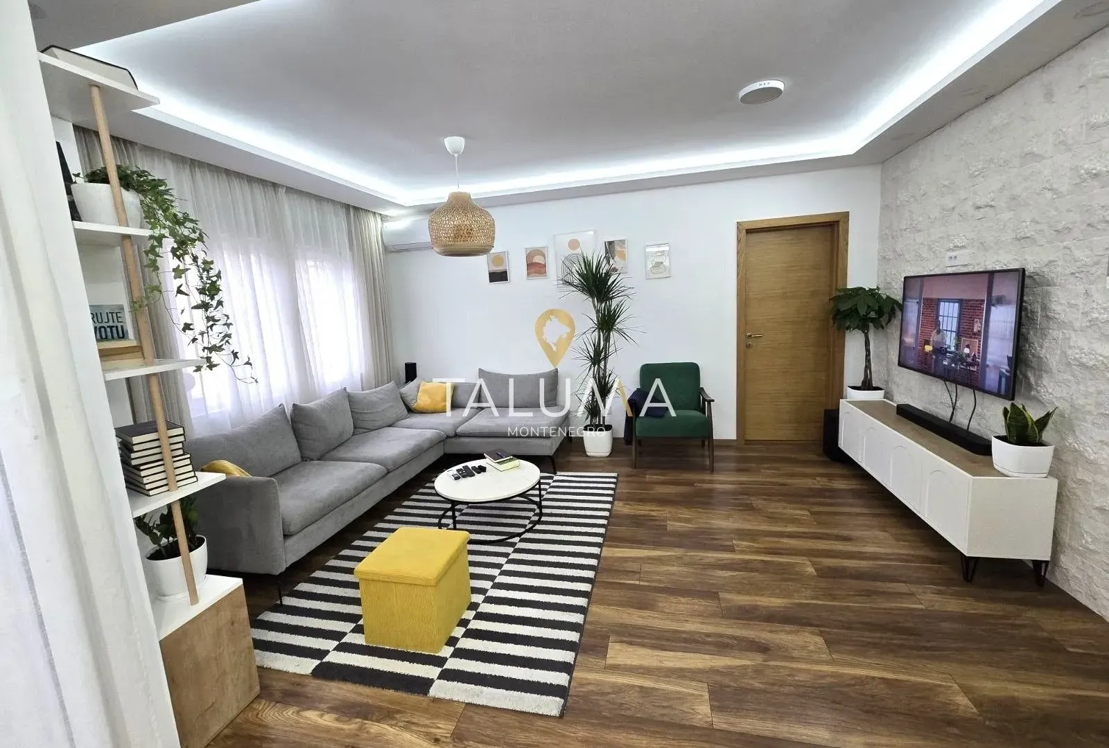 Prodaja, trosoban stan, 89m², Centar, Podgorica