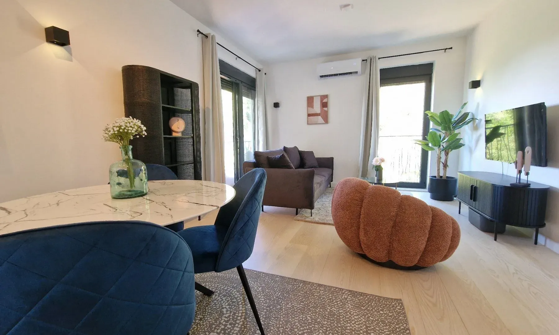 Rent, one bedroom apartment, 46m², Budva, Crna Gora