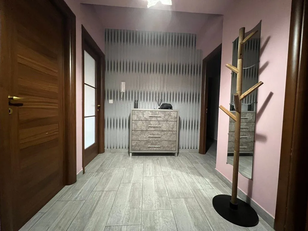 Prodaja, dvosoban stan, 90m², City Kvart, Podgorica