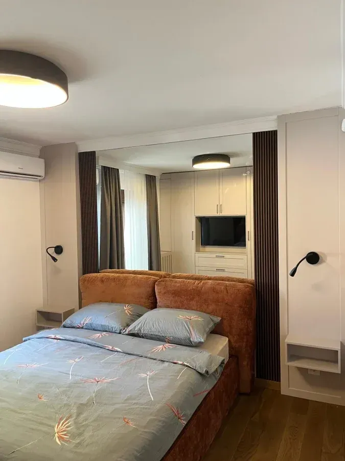 Izdavanje, kuća, 250m², Višnjička Banja, Palilula Sve Podlokacije