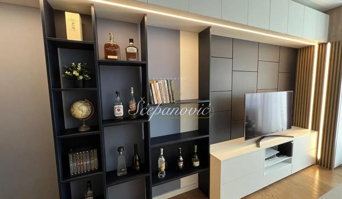 Prodaja, stan, 26m², Rotkvarija, Novi Sad Sve Podlokacije