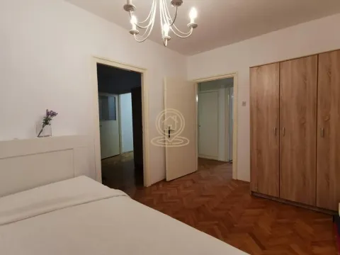 Rent, two bedroom apartment, 56m², Stari Grad, Beograd - image 2