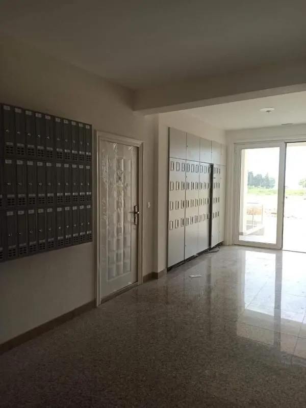 Sale, studio apartment, 40m², Šušanj, Bar