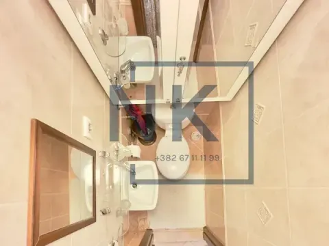 Prodaja, trosoban stan, 130m², Stari Aerodrom, Podgorica - image 21