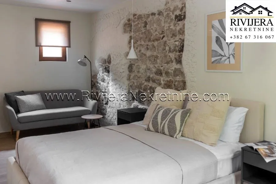 Prodaja, kuća, 110m², Škaljari, Kotor
