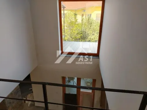 Rent, house, 268m², Avijatičarsko naselje, Novi Sad Sve Podlokacije - image 11