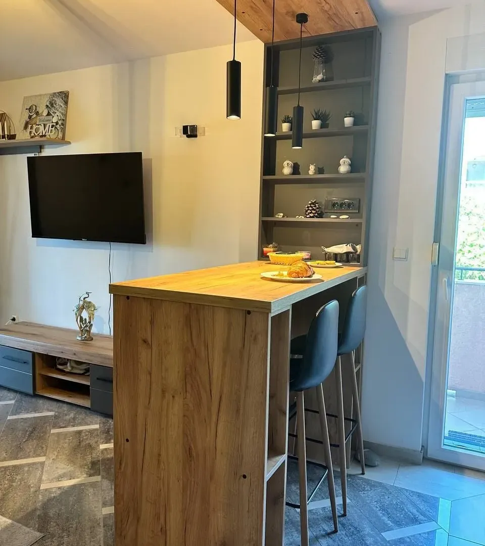 Prodaja, dvosoban stan, 54m², Seoce, Budva