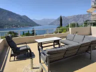 Prodaja, dvosoban stan, 76m², Dobrota, Kotor - image 2