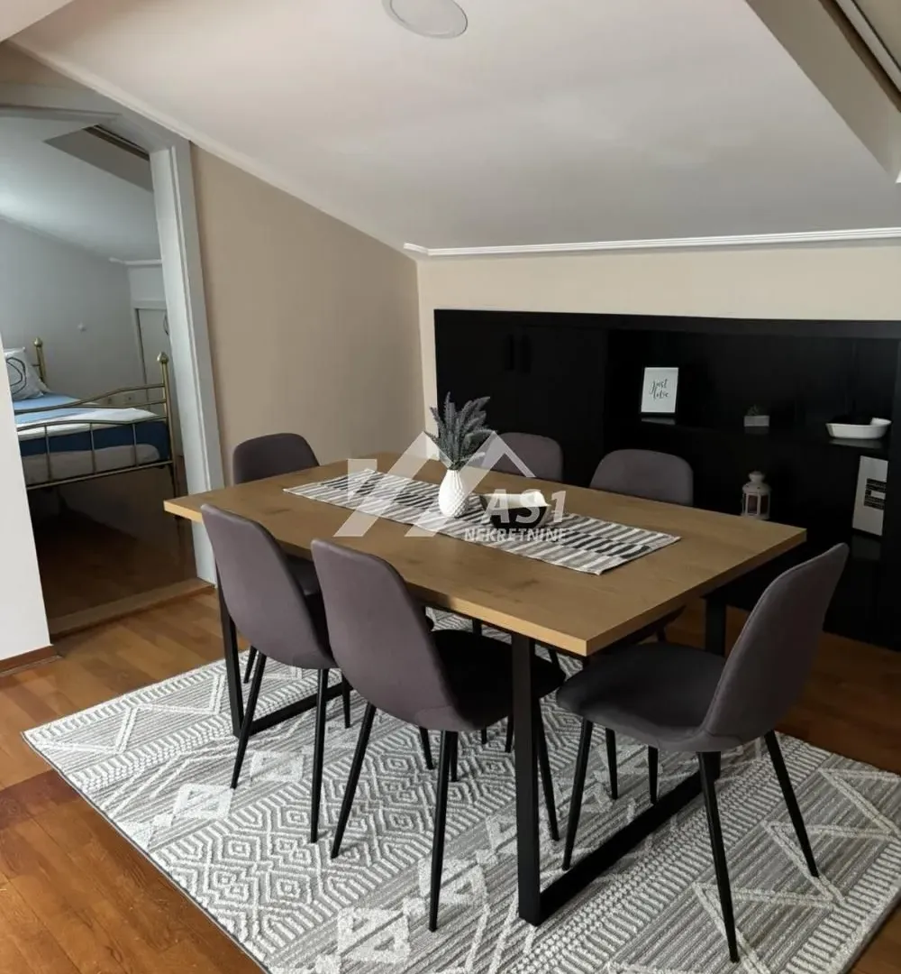 Izdavanje, dvosoban stan, 45m², Bulevar Oslobodjenja, Novi Sad Sve Podlokacije