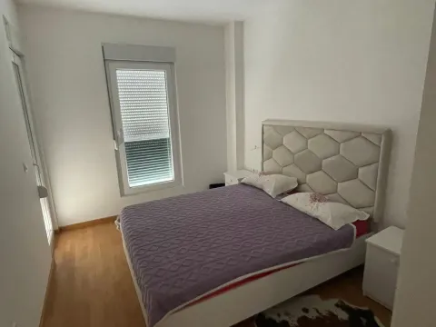 Rent, one bedroom apartment, 41m², Stari Aerodrom, Podgorica - image 3