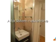 Izdavanje, trosoban stan, 70m², Stari Grad, Beograd - image 12