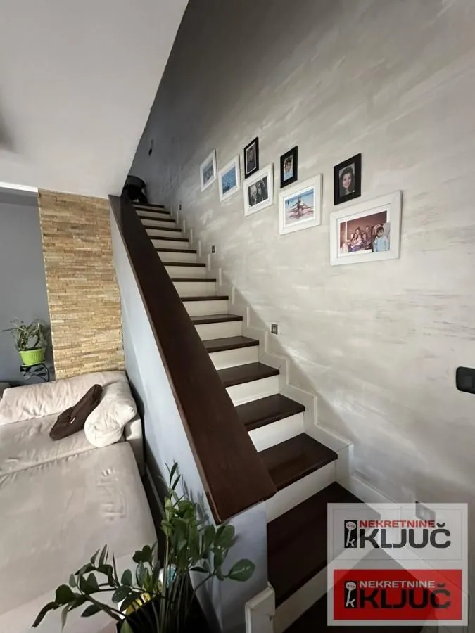 Prodaja, trosoban stan, 81m², Sajmište, Novi Sad