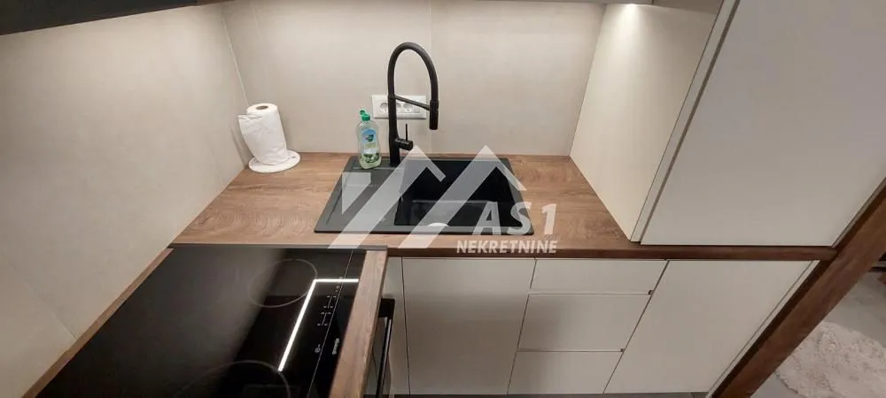Izdavanje, jednosoban stan, 34m², Nova Detelinara, Novi Sad Sve Podlokacije