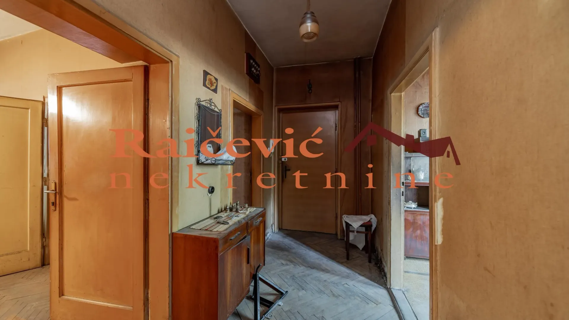 Sale, two bedroom apartment, 56m², Cvetni Trg, Vračar Sve Podlokacije