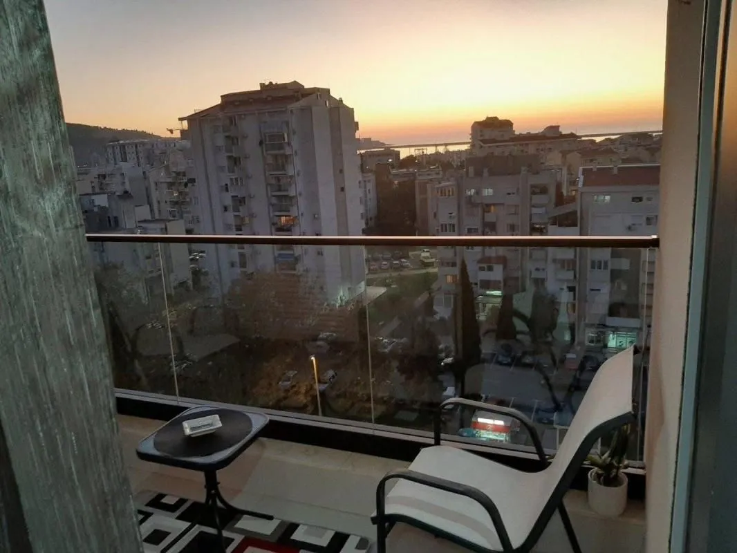 Rent, two bedroom apartment, 64m², Bar, Crna Gora