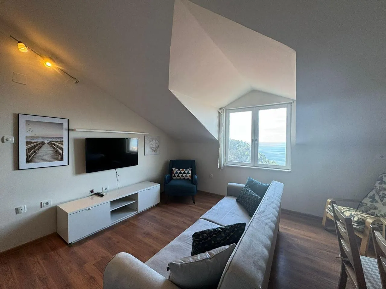 Sale, one bedroom apartment, 41m², Sveti Stefan, Budva