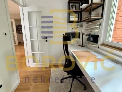 Sale, three bedroom apartment, 85m², Višnjička Banja, Palilula Sve Podlokacije - image 13
