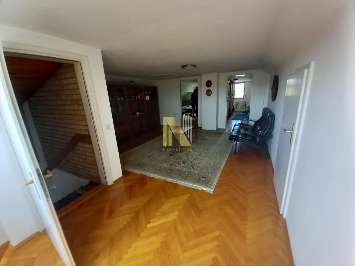 Prodaja, kuća, 272m², Bela Palanka, Srbija