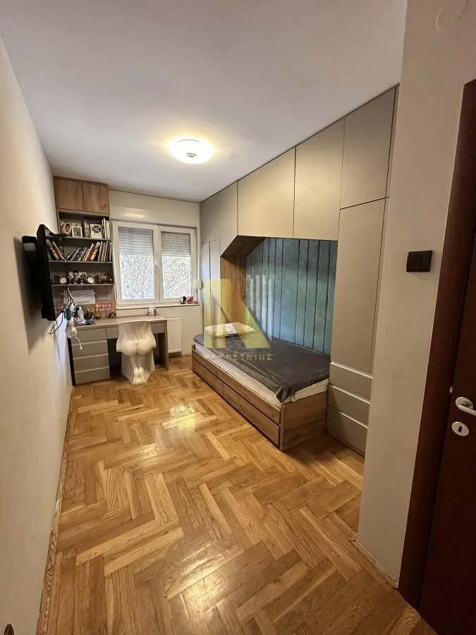 Prodaja, trosoban stan, 67m², Grbavica, Novi Sad Sve Podlokacije