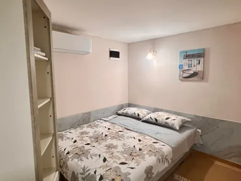 Izdavanje, garsonjera, 22m², Budva, Crna Gora - image 3