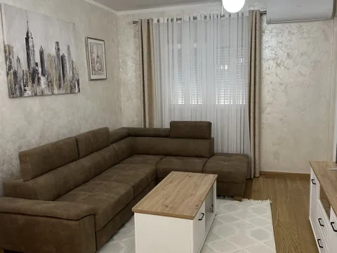 Rent, one bedroom apartment, 45m², City Kvart, Podgorica - image 1