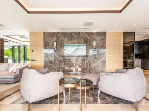 Prodaja, četvorosoban stan, 500m², Đuraševići, Tivat - image 23