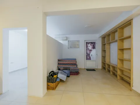 Sale, office space, 82m², Babin Do, Budva - image 4