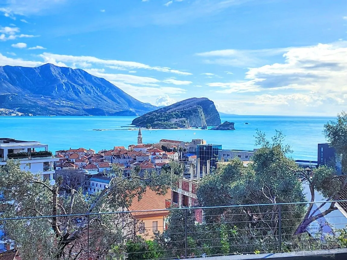 Sale, two bedroom apartment, 111m², Komoševina, Budva