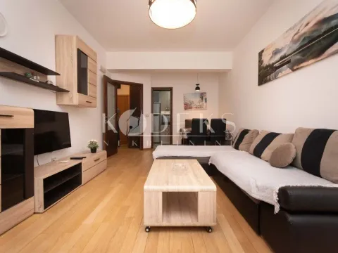 Rent, one bedroom apartment, 49m², 1 maj, Podgorica - image 4