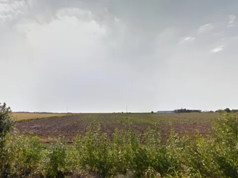 Zemljište in Čenej