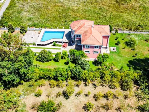 Prodaja, kuća, 340m², Danilovgrad, Crna Gora - image 2