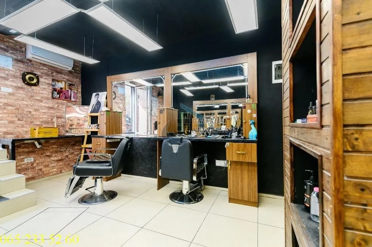 Sale, office space, 38m², Stari Grad, Beograd