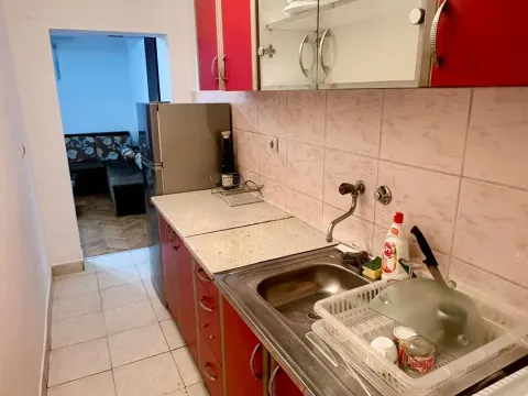 Izdavanje, jednosoban stan, 37m², Tološi, Podgorica - image 3