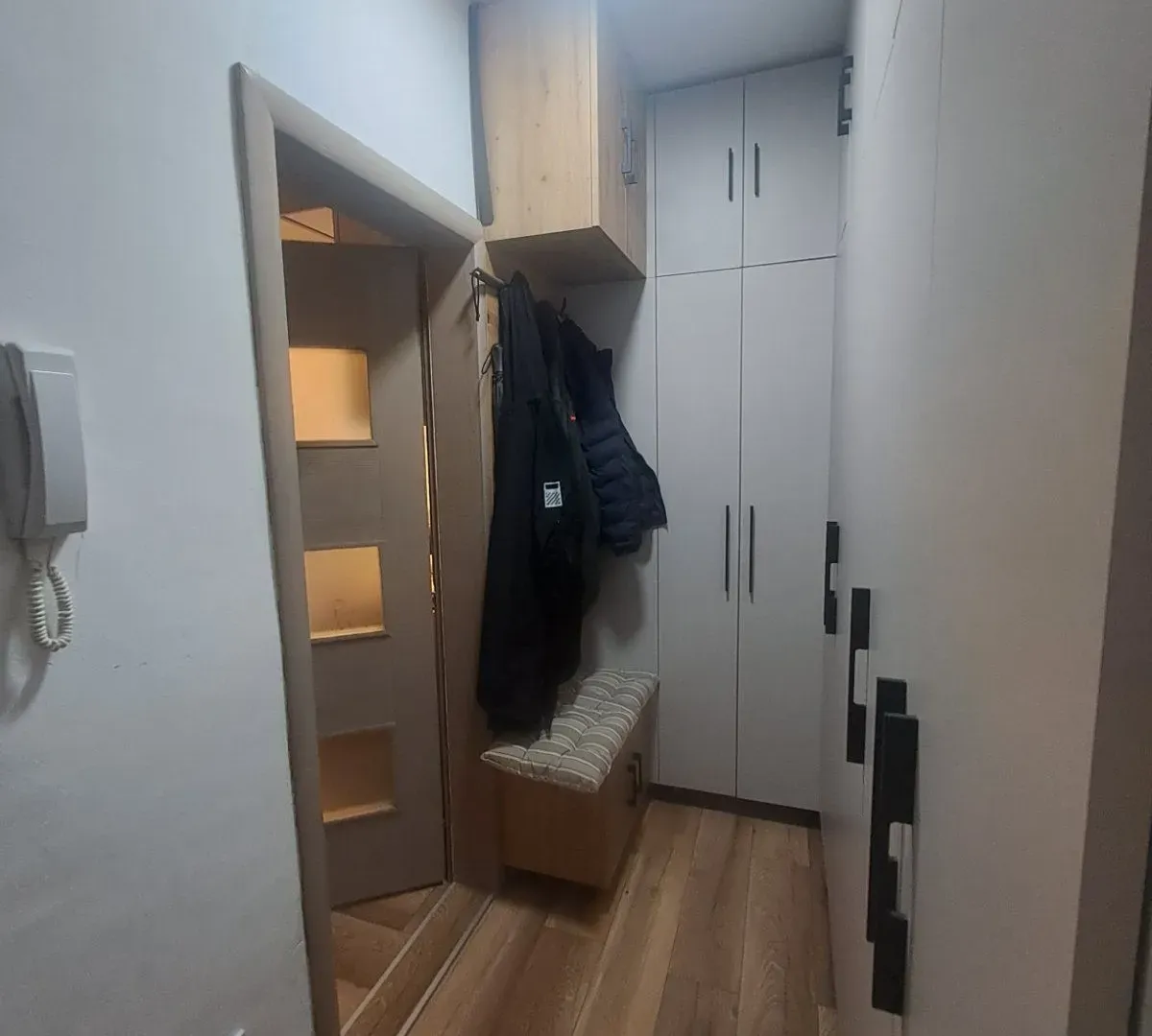 Prodaja, jednosoban stan, 45m², Stari Aerodrom, Podgorica