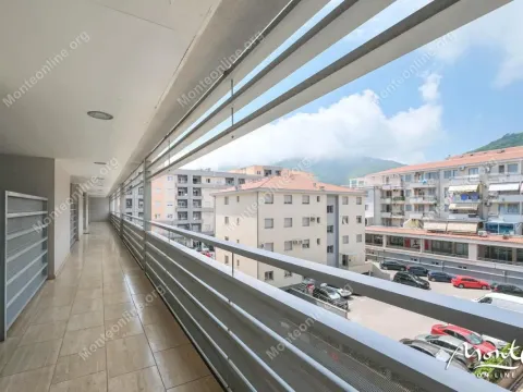 Prodaja, dvosoban stan, 85m², Budva, Crna Gora - image 17