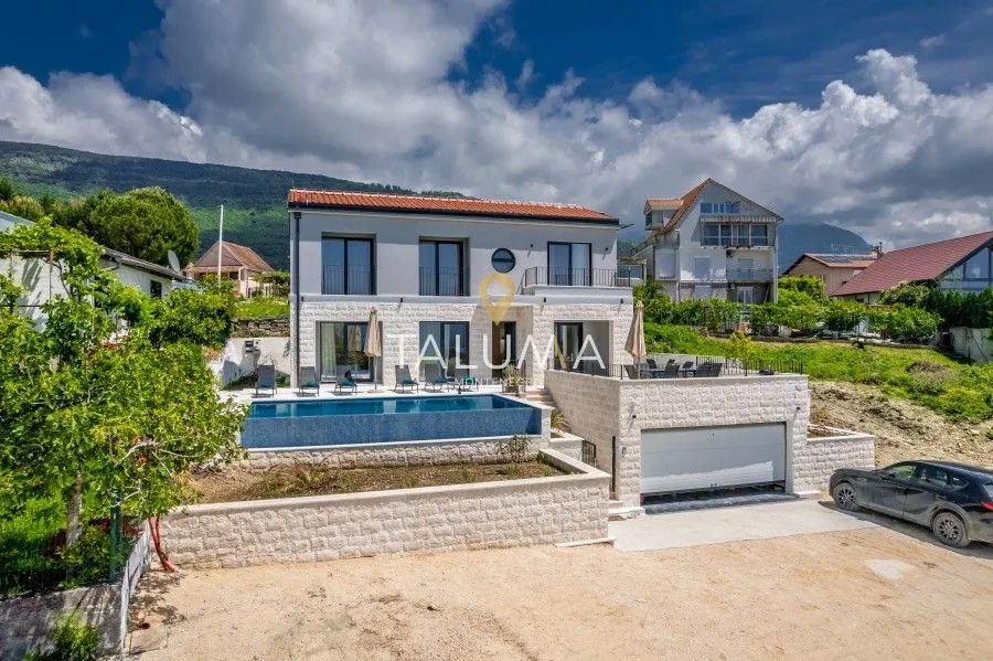 Prodaja, kuća, 250m², Mrčevac, Tivat