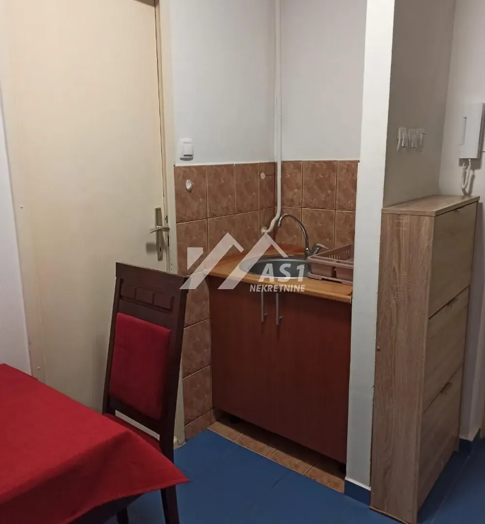 Izdavanje, stan, 28m², Liman 4, Novi Sad Sve Podlokacije