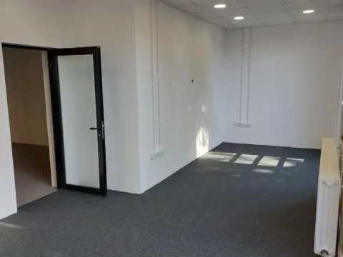 Izdavanje, poslovni prostor, 200m², Lekino Brdo, Voždovac Sve Podlokacije - image 6