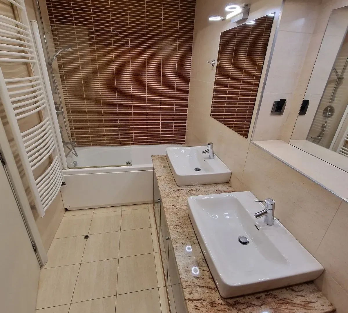 Rent, three bedroom apartment, 148m², Dedinje Sve Podlokacije, Beograd