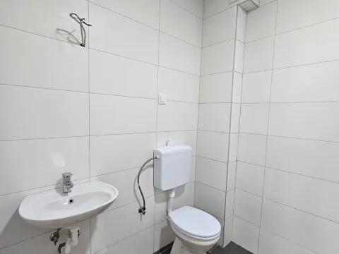 Sale, two bedroom apartment, 56m², Petrovac, Budva - image 5