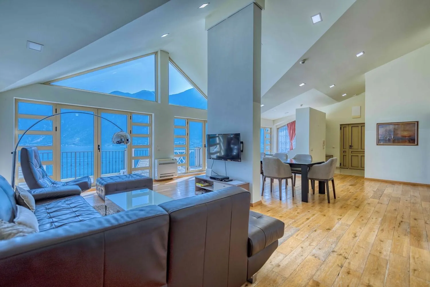 Sale, three bedroom apartment, 167m², Prčanj, Kotor