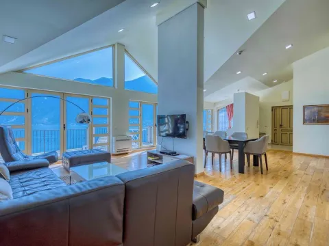 Prodaja, trosoban stan, 167m², Prčanj, Kotor - image 11