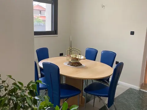 Sale, house, 350m², Zlatica, Podgorica - image 4