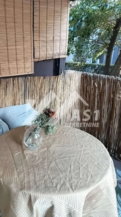 Izdavanje, dvosoban stan, 55m², Liman 1, Novi Sad Sve Podlokacije