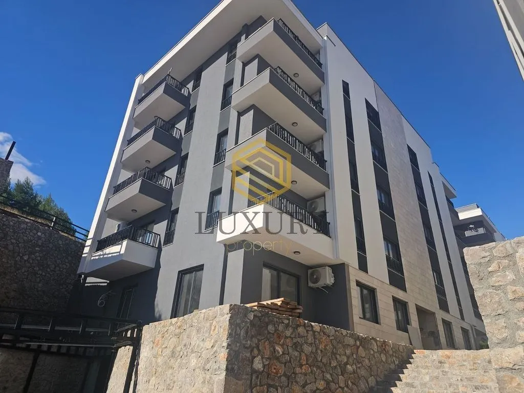 Prodaja, jednosoban stan, 52m², Gorica C, Podgorica