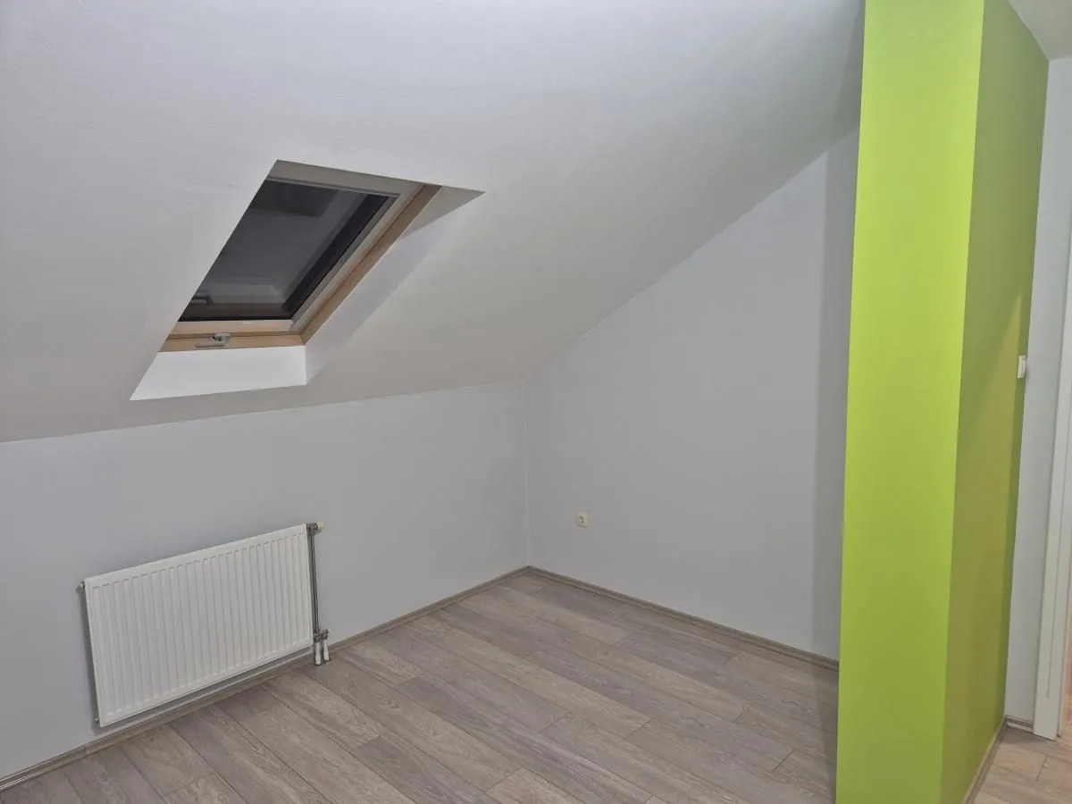 Prodaja, četvorosoban stan, 119m², Nova Detelinara, Novi Sad Sve Podlokacije