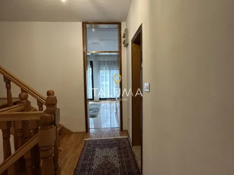 Izdavanje, kuća, 130m², Stari Aerodrom, Podgorica - image 9